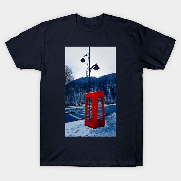 telephone box T-Shirt by psychoshadow